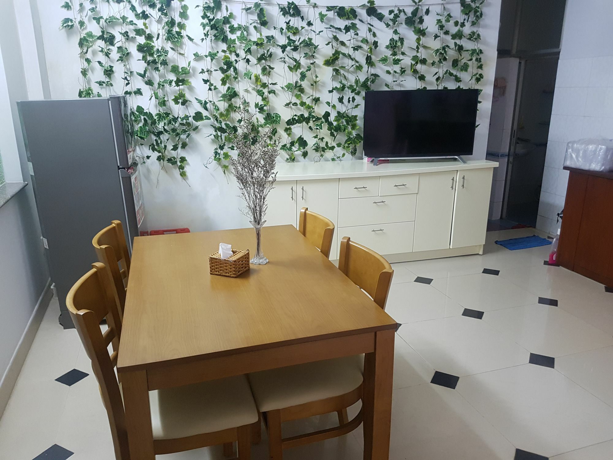 הו צ'י מין סיטי Drop By Saigon Guesthouse מראה חיצוני תמונה